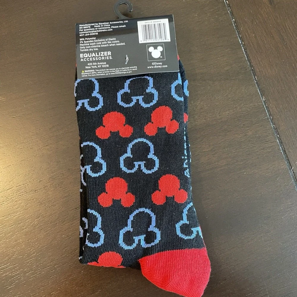 NEW Mickey Mouse Crew Socks Unisex Adult Red And Black Mickey Heads Size 9-13